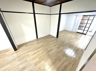 高鷲10丁目平屋テラスハウスの物件内観写真